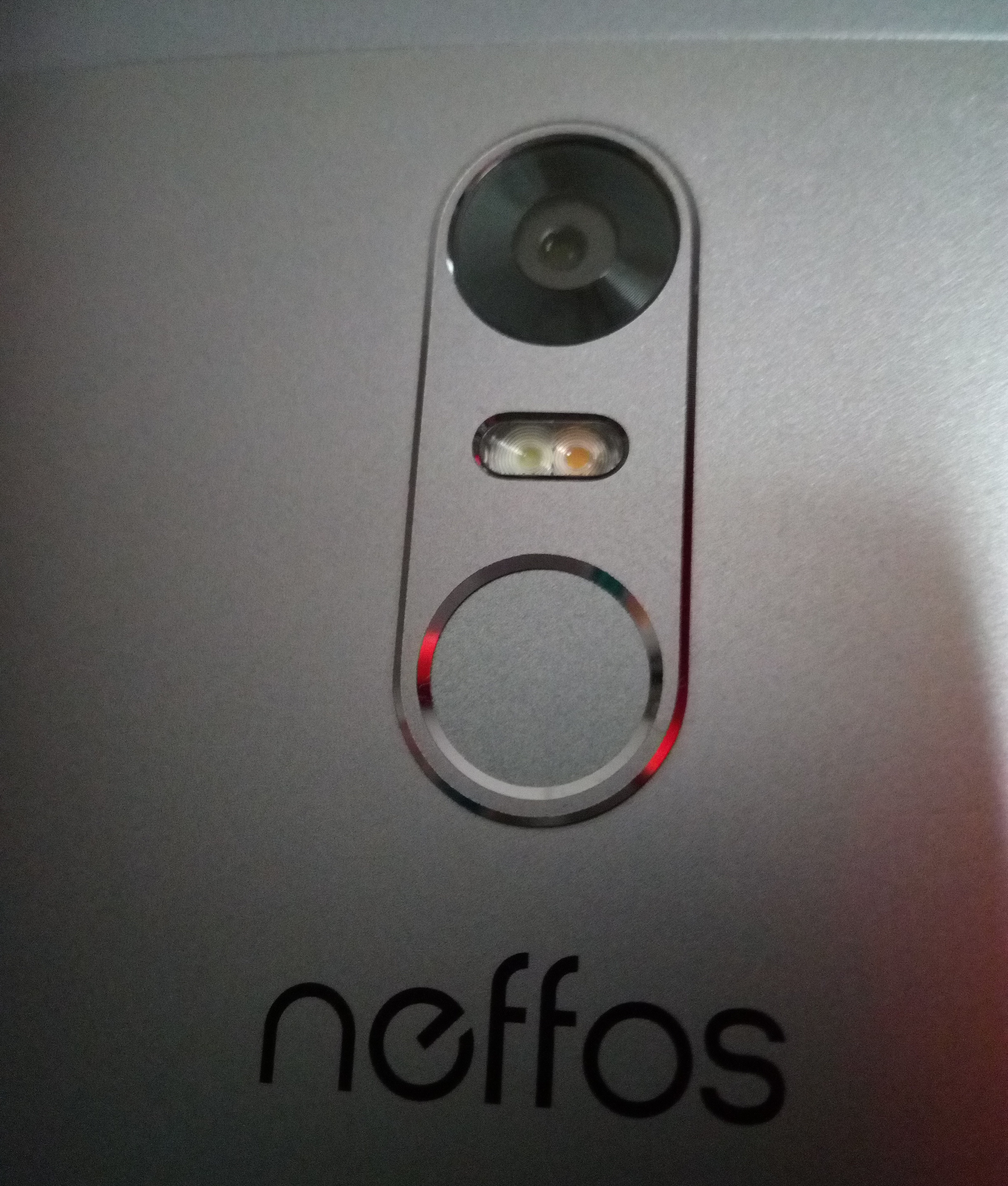 neffos-x1-tp-link-smartfon-kamera